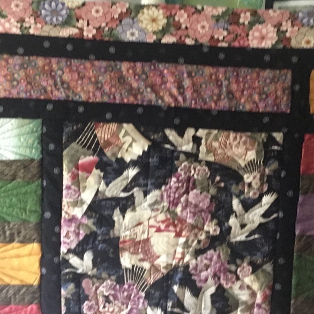 Handmade Quilt   - Picture 5 of 15